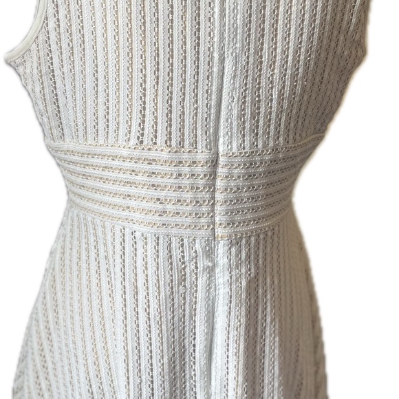 Knit lace Flare Dress - Picture 4 of 11